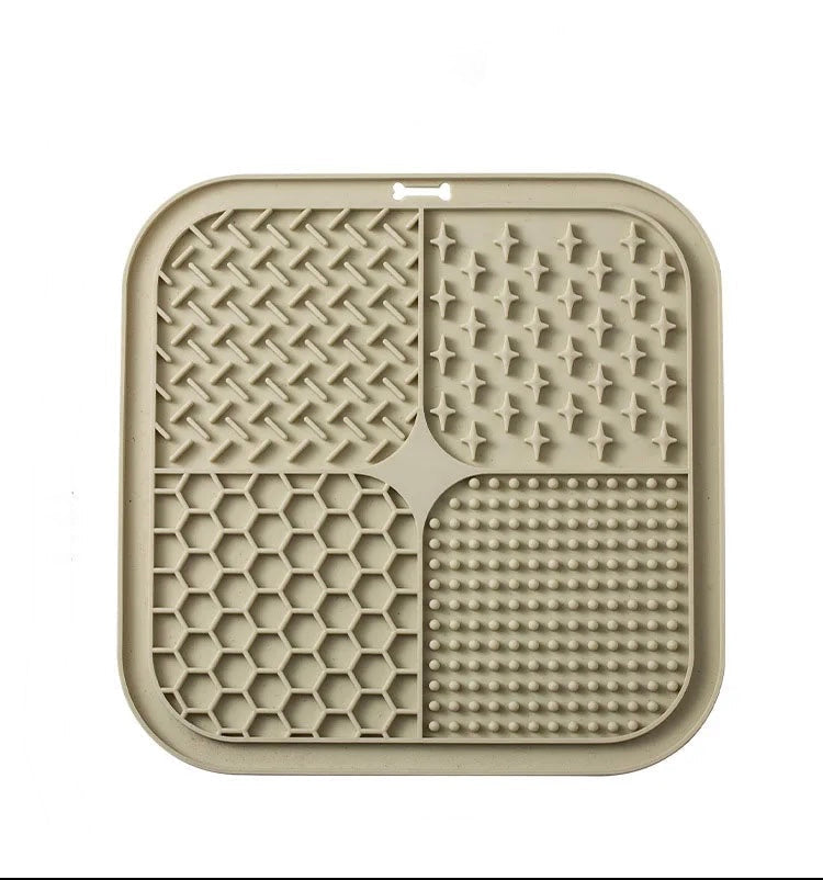 CalmLick Pro Enrichment Mat